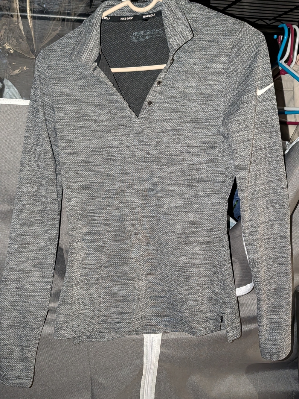Nike Women’s Grey Long-Sleeve Golf Sweater